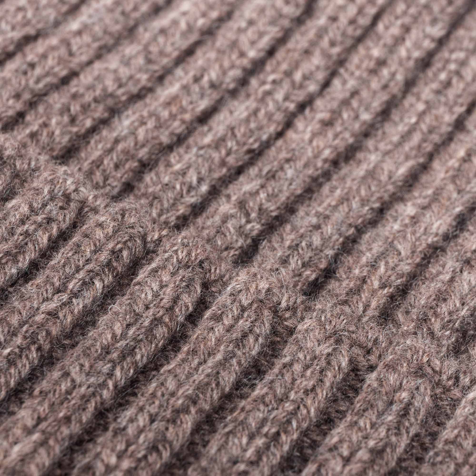 Dante-Beanie-Cashmere-Brown-6