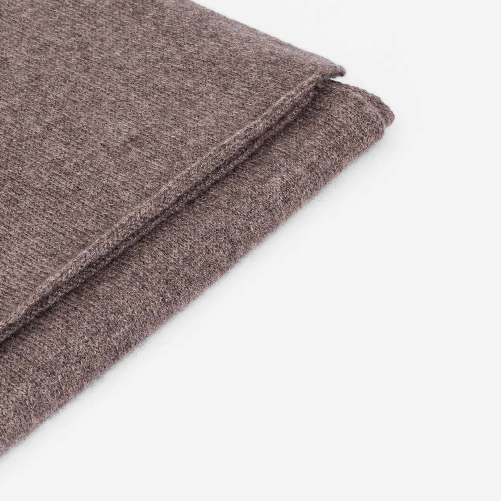 Dante-Small-Scarf-Cashmere-Brown-3