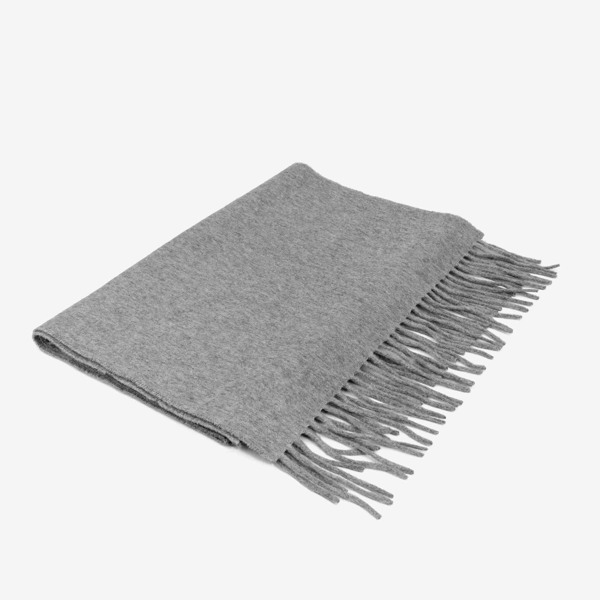 Mattia-Big-Scarf-Cashmere-Light-Grey-2