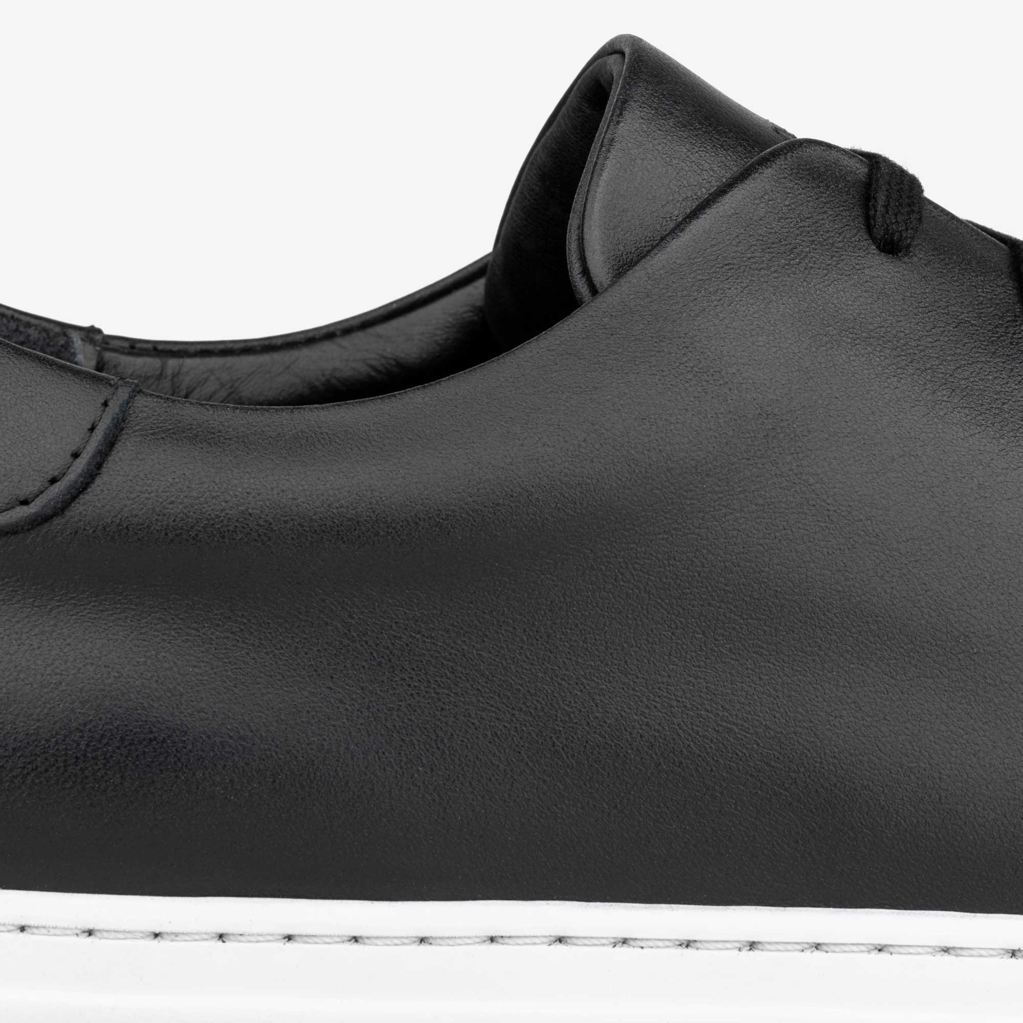Roberto-Low-Top-Nappa-Sneaker-Black-3