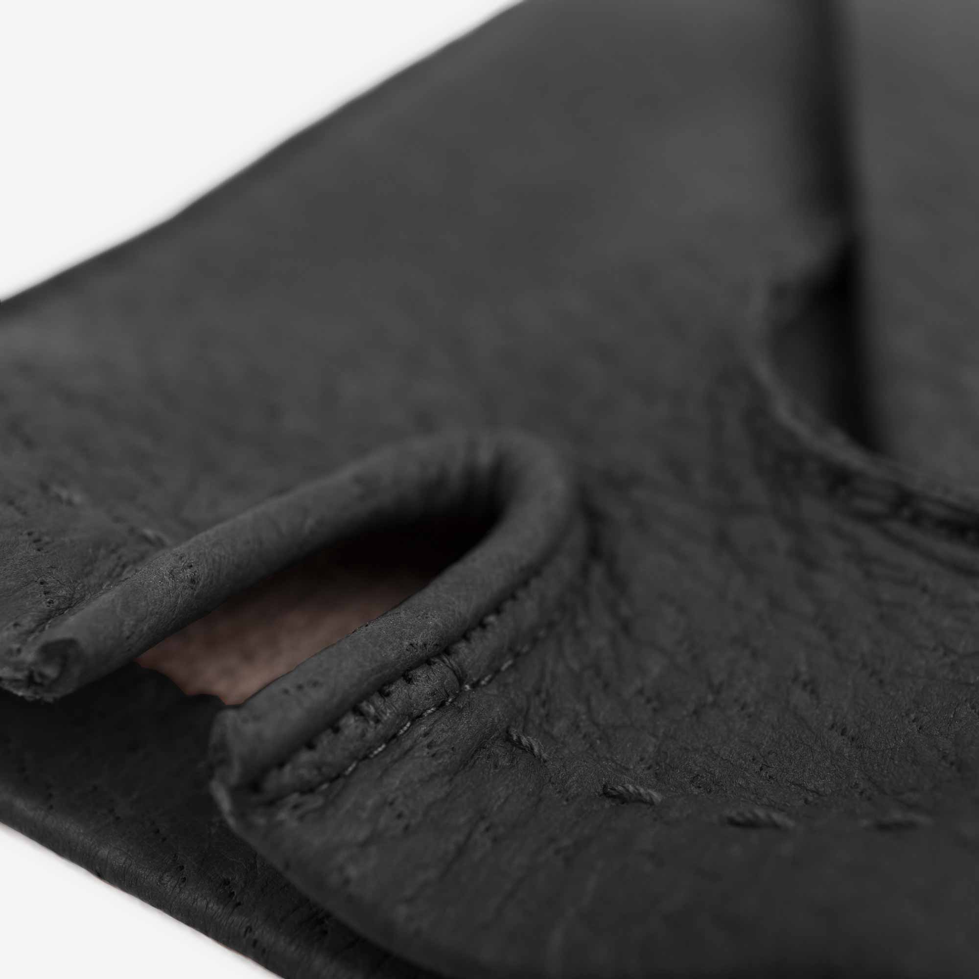Ciro-Peccary-Leather-Gloves-Black-Men-12