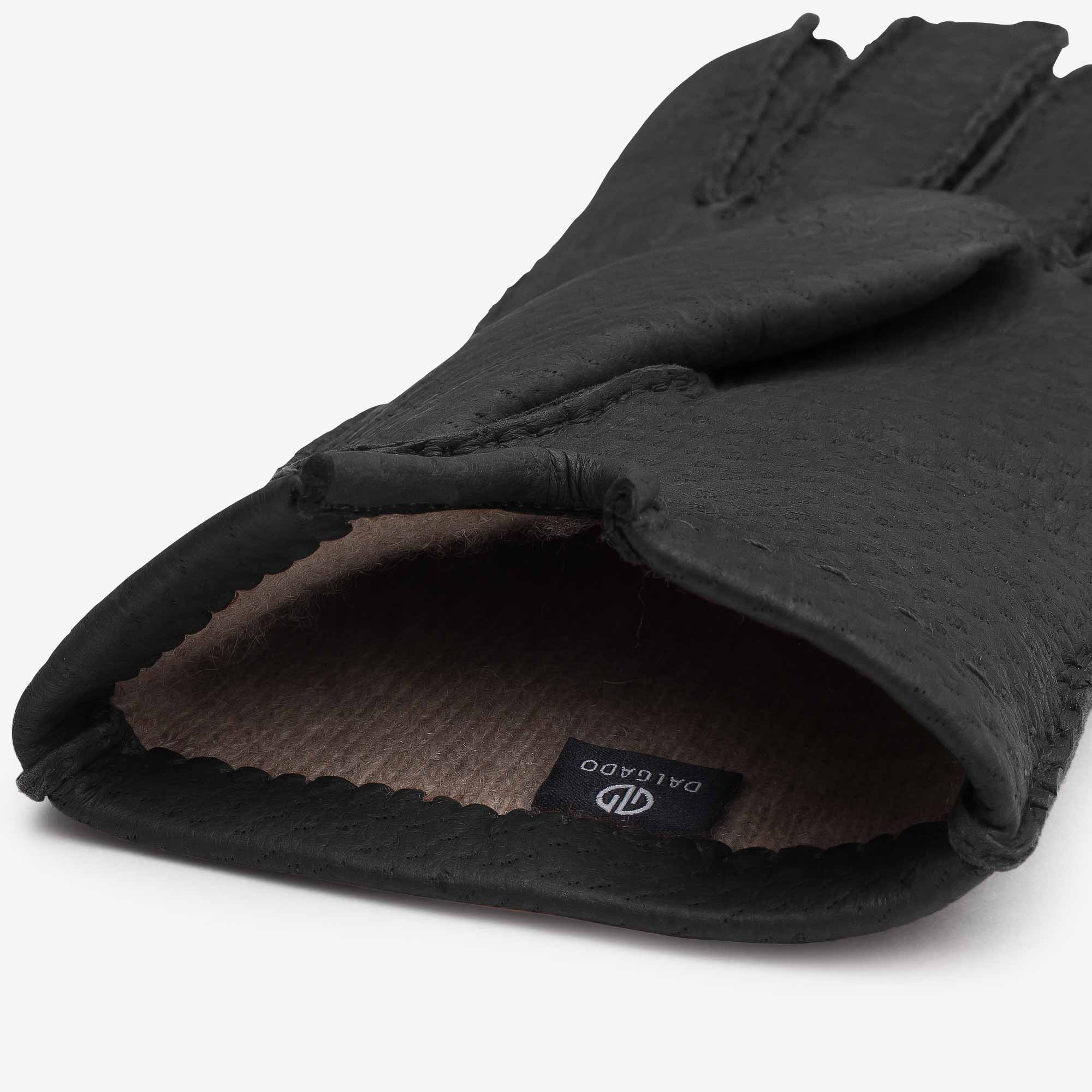 Ciro-Peccary-Leather-Gloves-Black-Men-9
