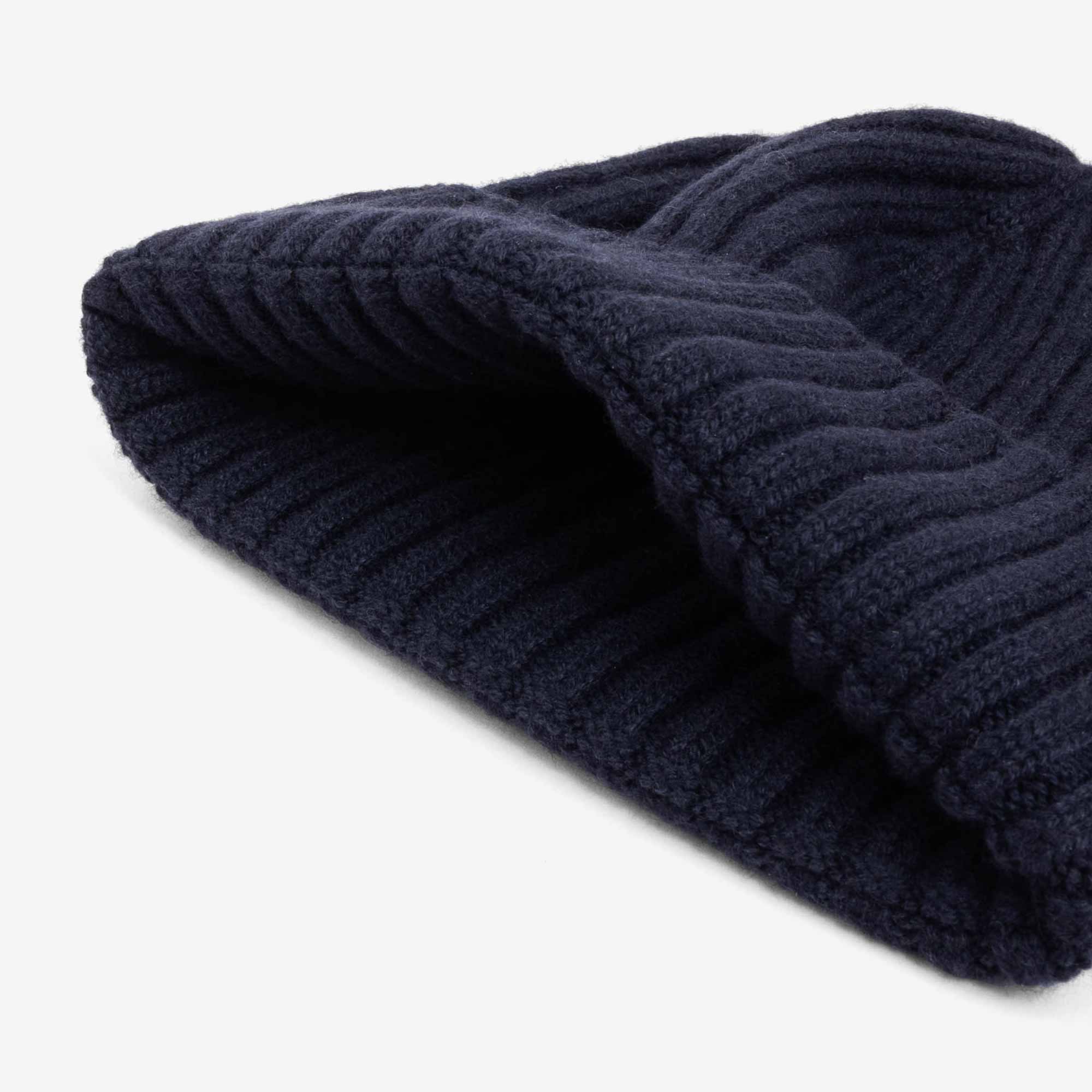 Gerado-Beanie-Cashmere-Blue-3