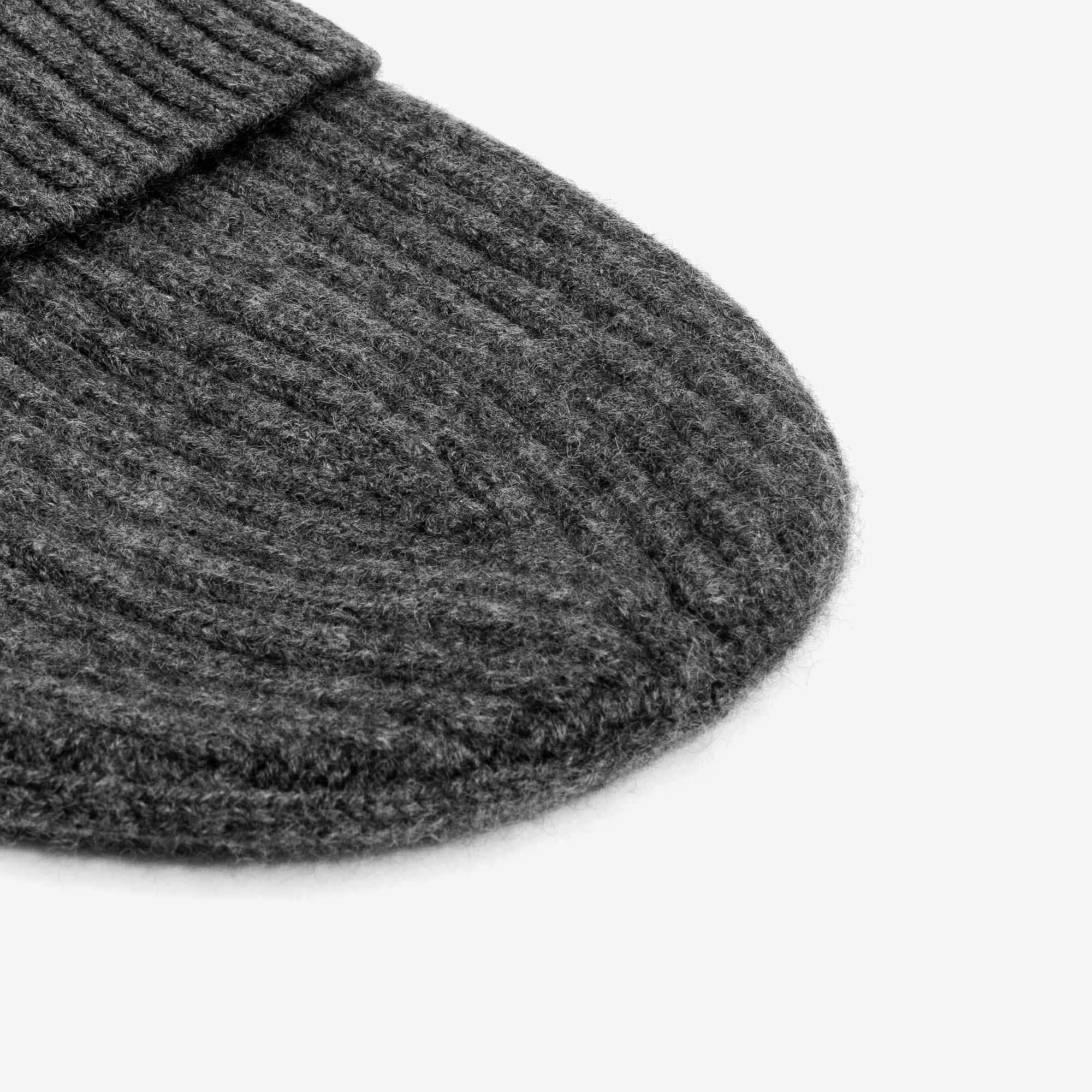 Martino-Beanie-Cashmere-Dark-Grey-3