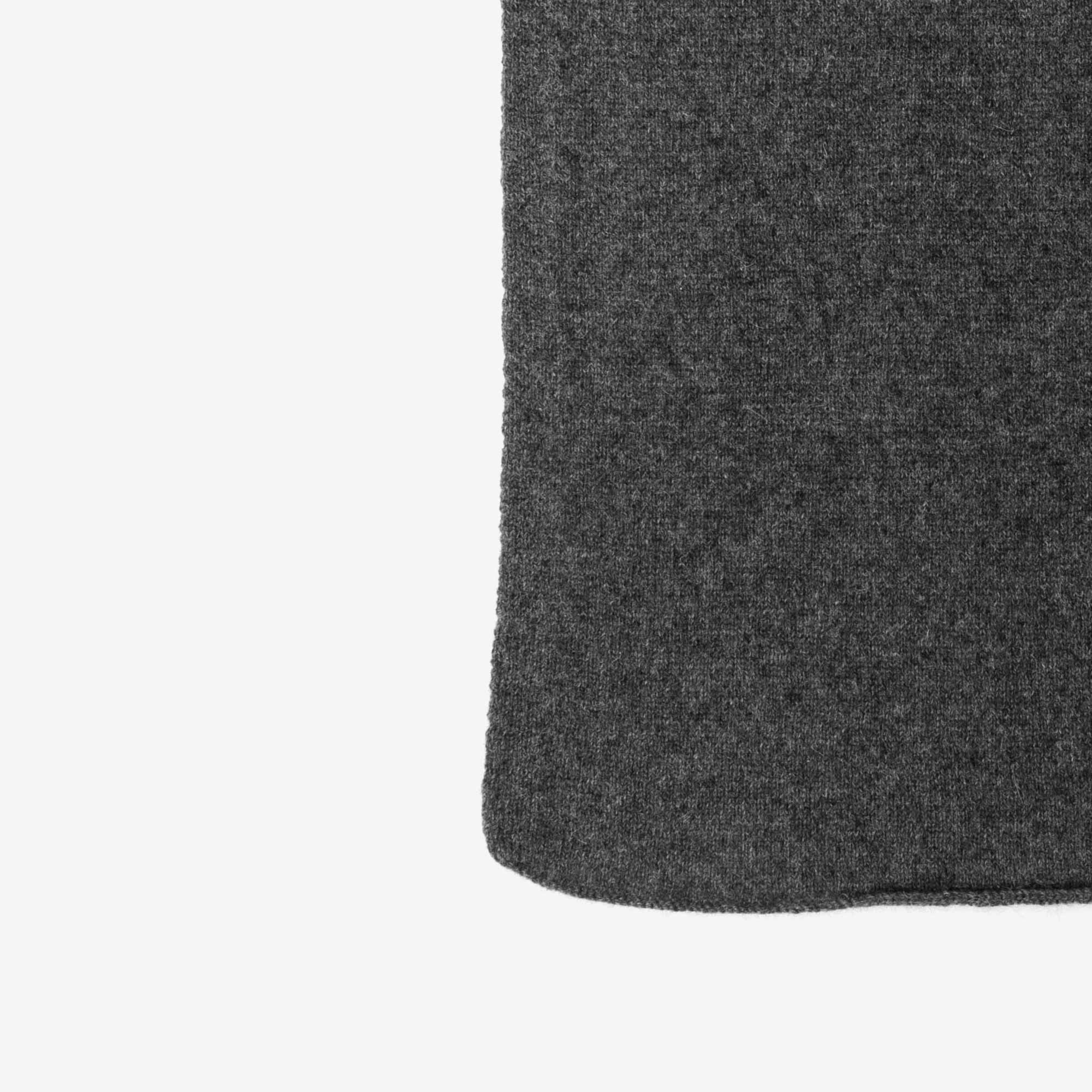 Martino-Small-Scarf-Cashmere-Dark-Grey-5