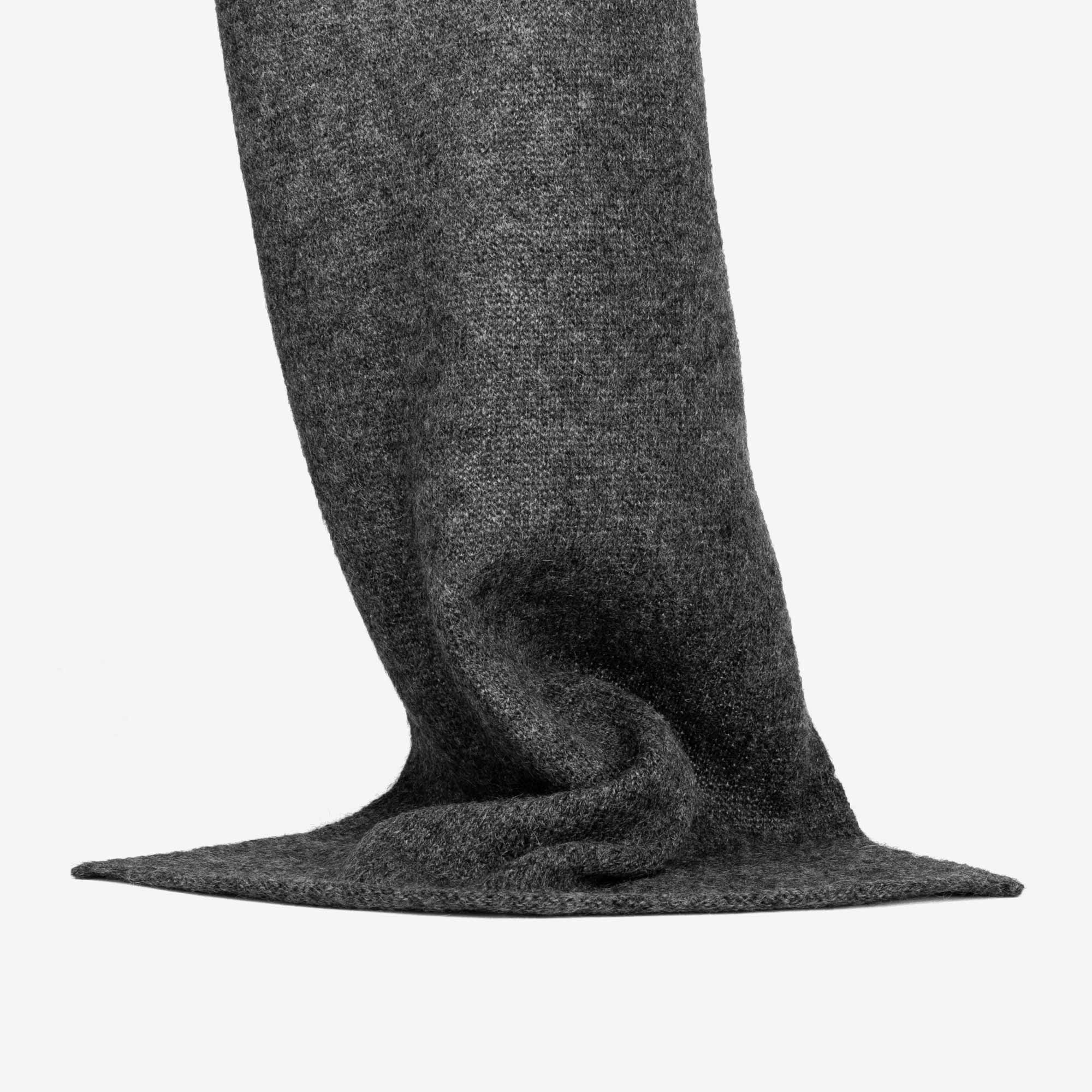 Martino-Small-Scarf-Cashmere-Dark-Grey-8
