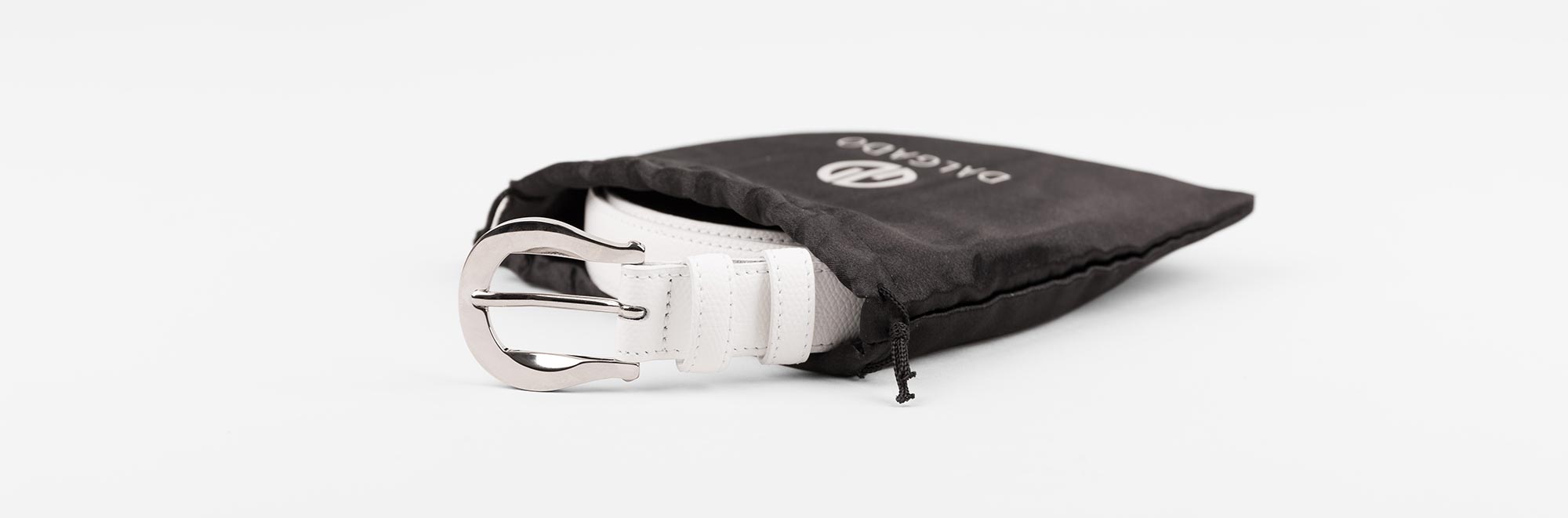 Palmelatto Leather Belt white and dust bag.